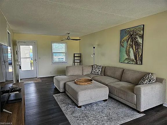 5th image of 1724 Pine Valley Dr APT 106