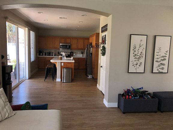 2nd image of 4746 La Puma Ct