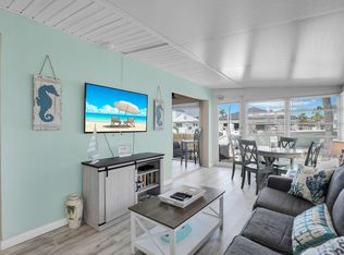 211 5th St, Key Colony Beach, FL 33051