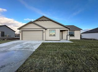 915 N Euclid St, Grandview, WA 98930