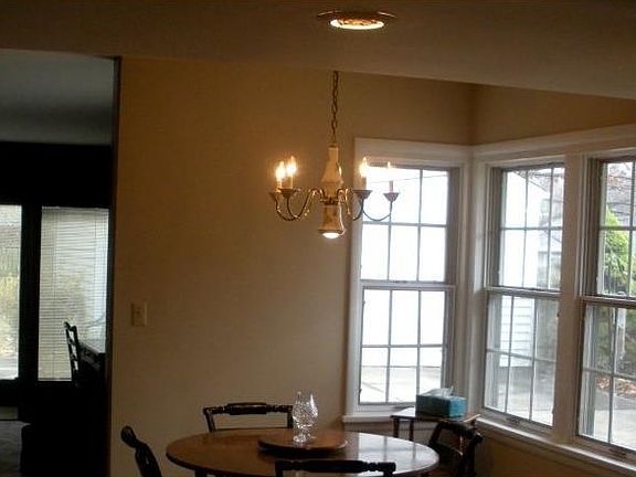 4th image of 457 Manderley Dr