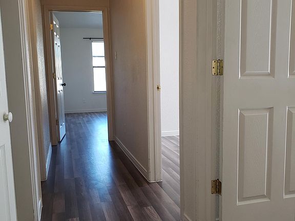 5th image of 3101 Dannen Ct Unit B