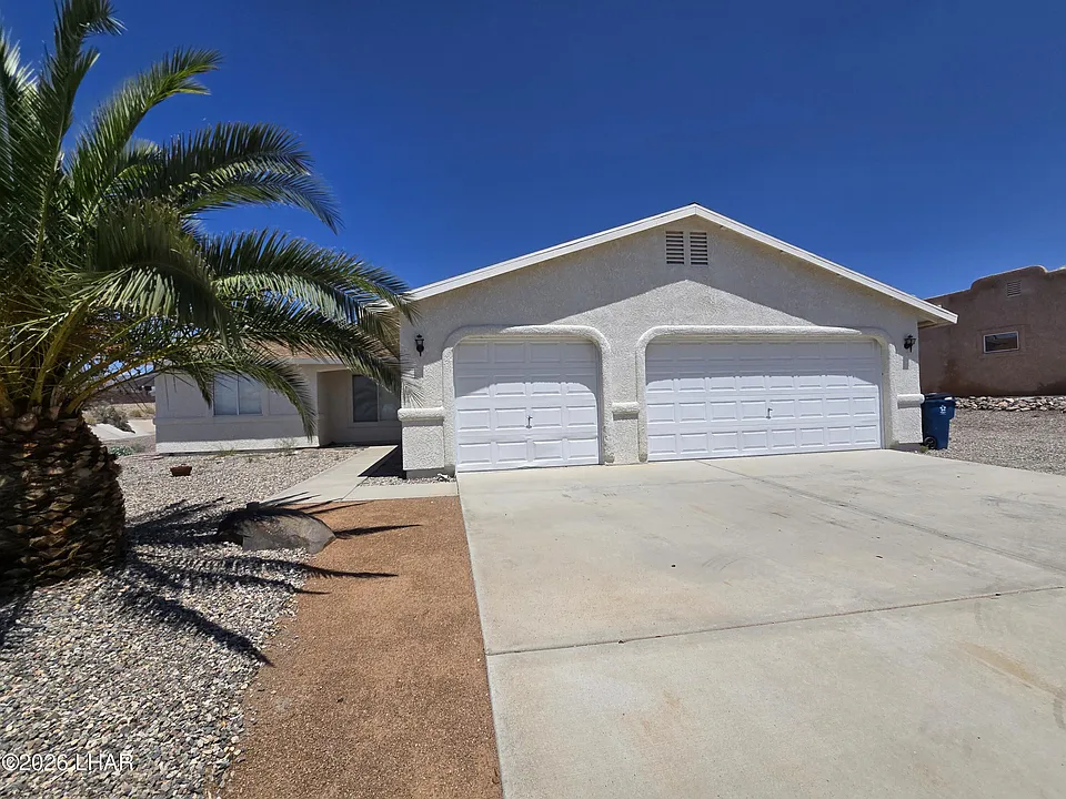 1100 McCulloch Blvd S