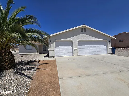 1100 McCulloch Blvd S Photo 1