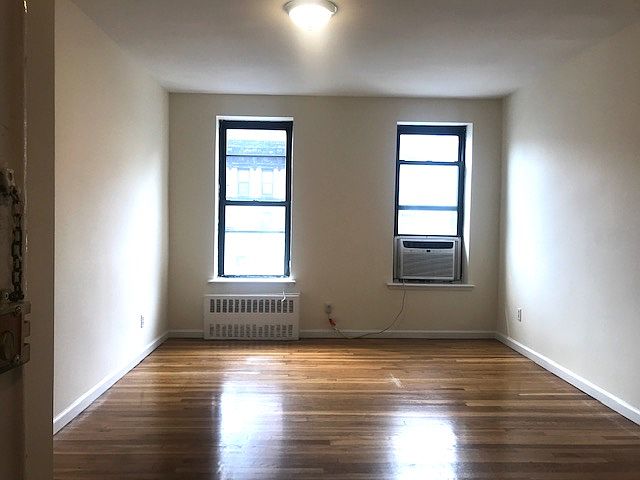1st image of 1494 2nd Ave APT 5