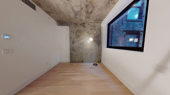 Rented by Flatiron Real Estate Advisors LLC | media 17