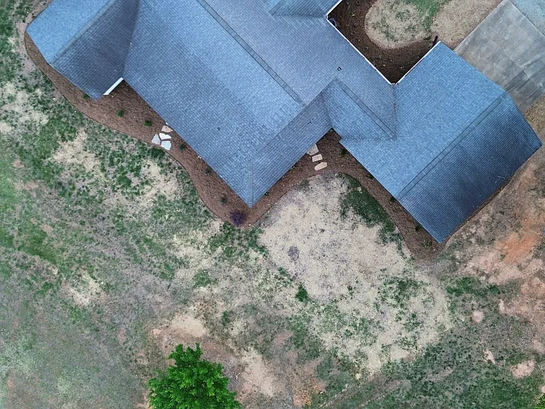9314 Sawyer Rd — Photo 23