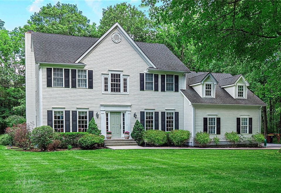 1st image of 3 Black Walnut Drive