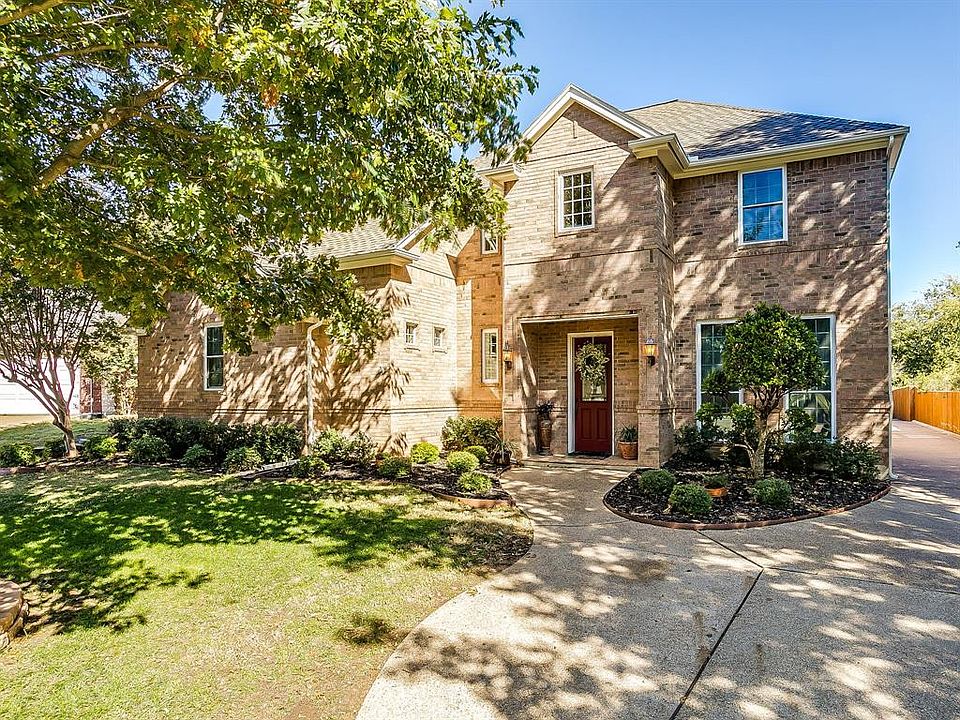 1st image of 818 Glen Abbey Dr