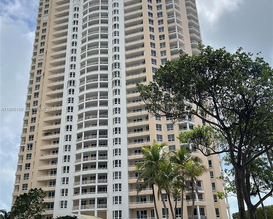 1st image of 808 Brickell Key Dr APT 2002