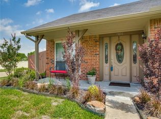 5800 Truitt Cir, The Colony, TX 75056