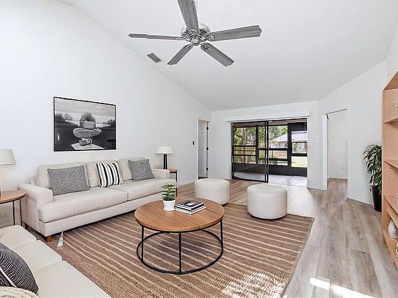 3rd image of 4793 OAK FOREST DRIVE W #46