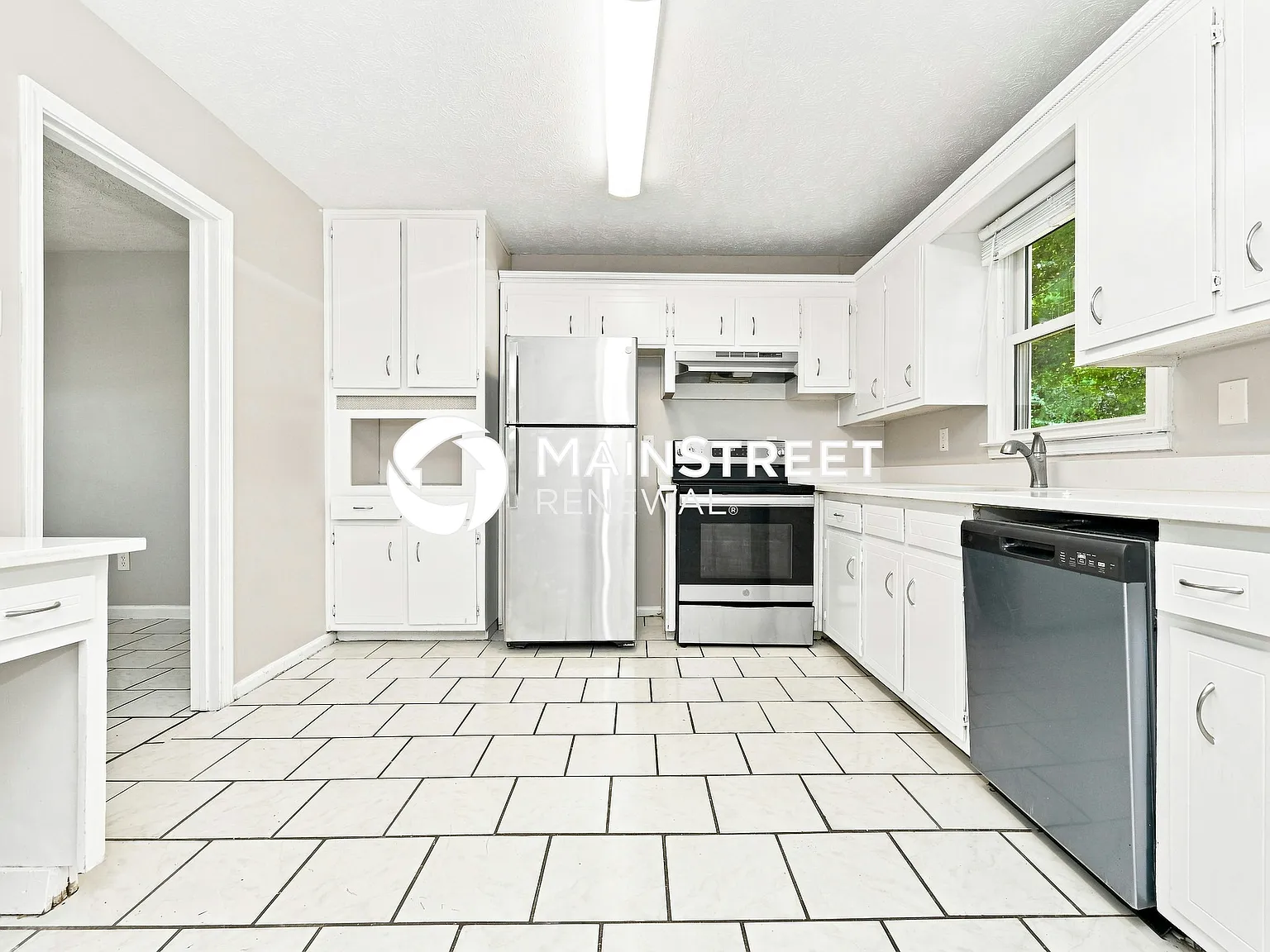 3789 Saddle Ridge Dr — Photo 4