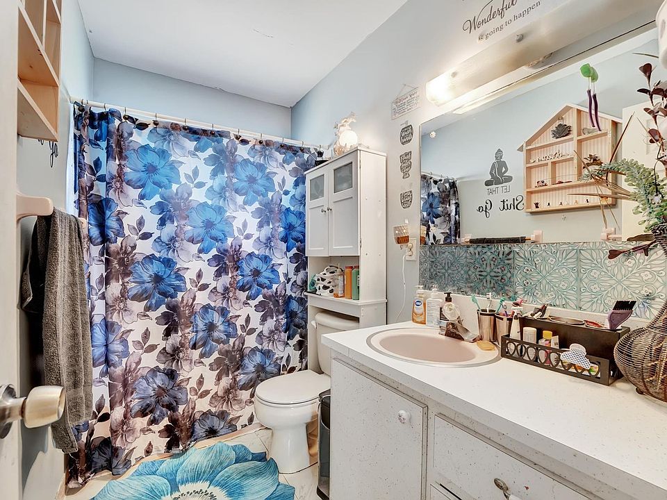 1st image of 2894 Crosley Drive E Apt G
