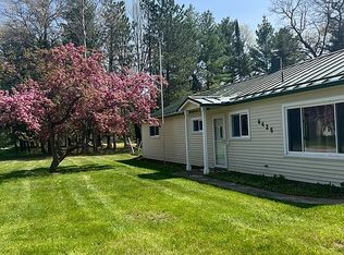 6425 Richard Rd, Grayling, MI 49738