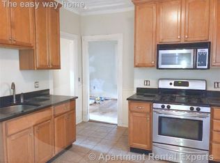 10 Lee St #1, Somerville, MA 02143
