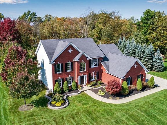2nd image of 85 Stewart Ct