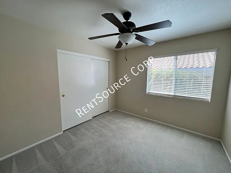 3424 Amber St — Photo 13