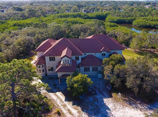 105 N Point Rd, Osprey, FL 34229