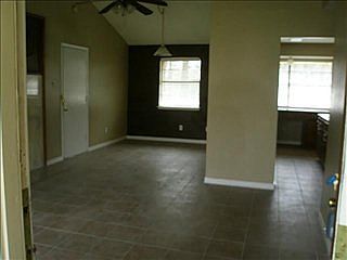 2nd image of 2704 Driftwood Dr