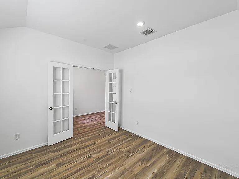 3718 Shadow Crest Ln — Photo 7