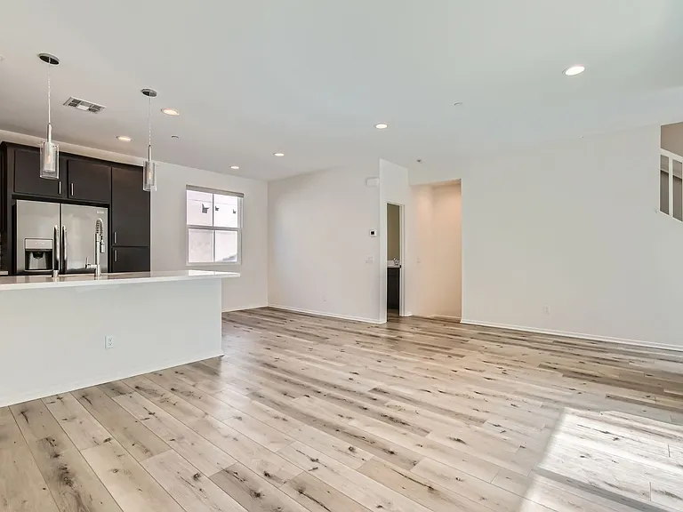 1604 Santa Paulina — Photo 34