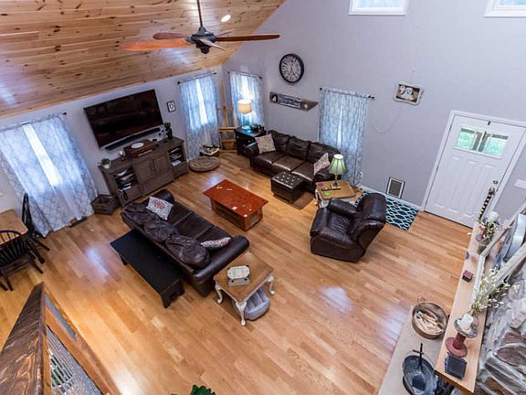 3rd image of 175 Maynor Springs Ln