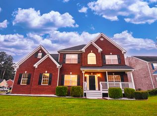 800 Barkley Manor Ct, Lawrenceville, GA 30044