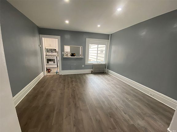 3rd image of 8940 Woodhaven Blvd