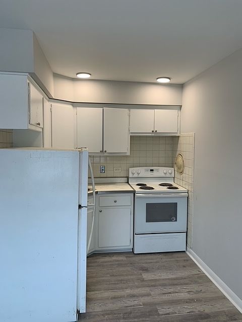 1st image of 4014 W 103rd St #1