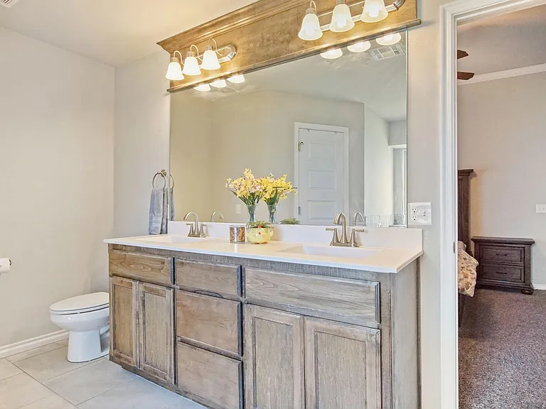 Master Bath Vanity View 2