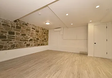 Rented by Weinstein Realty Group