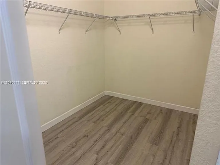 3797 NE 2nd St #Townhouse 3797 — Photo 13