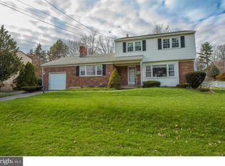 1220 Ellston Rd, Havertown, PA 19083