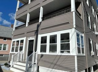 24 Sweet Ave FLOOR 3, Woonsocket, RI 02895
