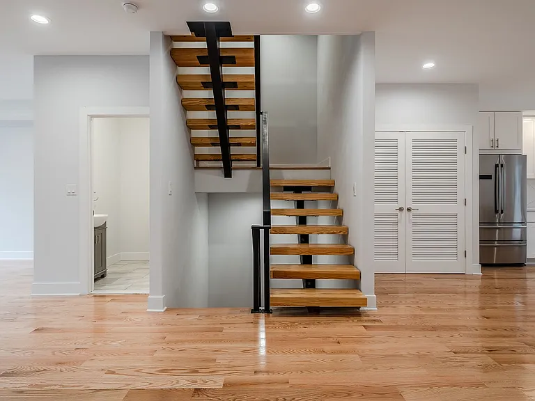 237 Tasker St — Photo 26