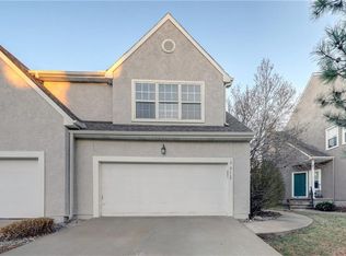 9213 Boehm Dr, Lenexa, KS 66219