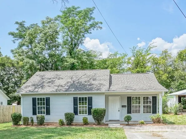 2111 Edison St, Charlotte, NC 28206
