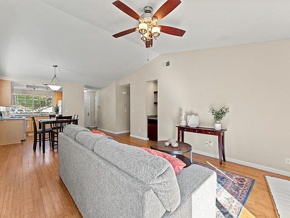 4th image of 1003 Cirby Oaks Way