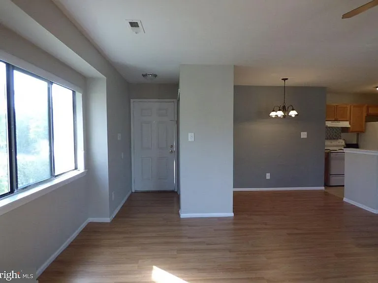 808 Britton Pl — Photo 3