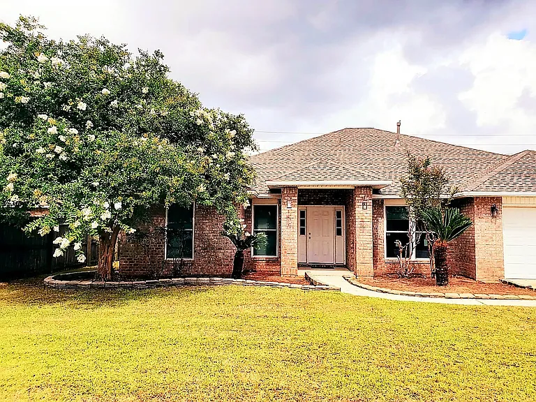 6492 Sarasota St — Photo 2