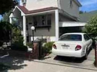 135-21 Denis St, Jamaica, NY 11434