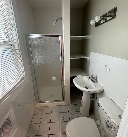 20-22 Everett Sq #2B — Photo 12