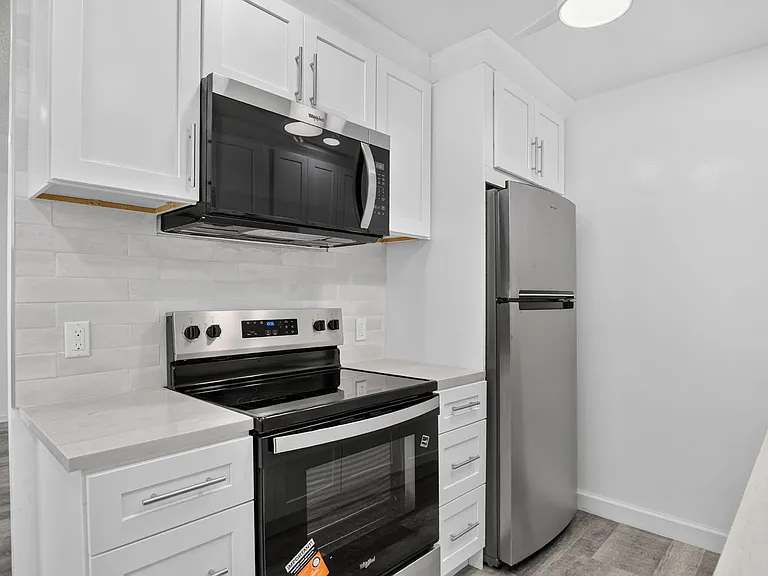 3045 Cornwall Dr #C — Photo 5