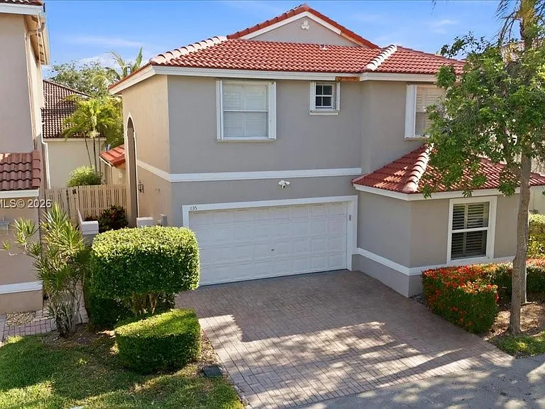 1135 Oysterwood St — Photo 1