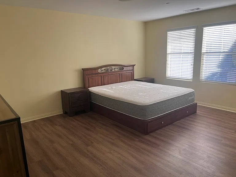 2435 Bruin Pl — Photo 10