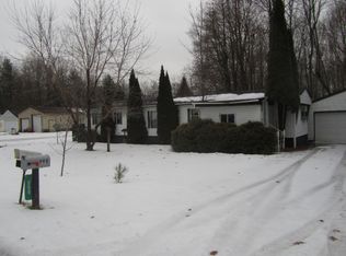 998 Clifford Lake Dr NW, Stanton, MI 48888