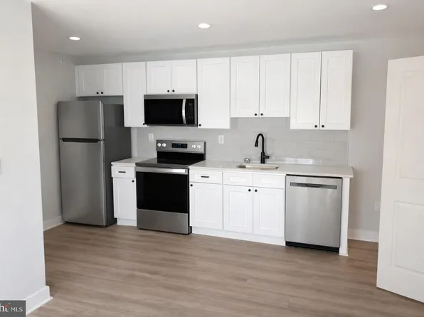 7406 Bristol Pike #6, Levittown, PA 19057