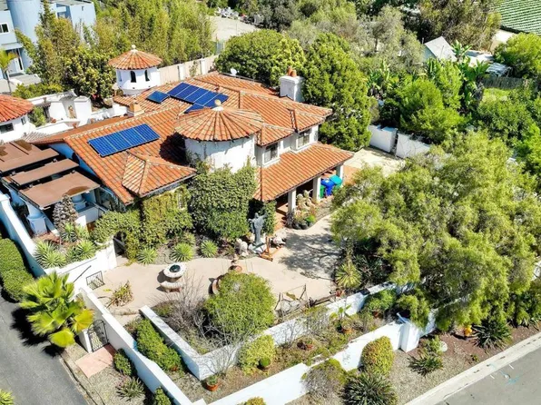 1958 Ivy Rd, Oceanside, CA 92054