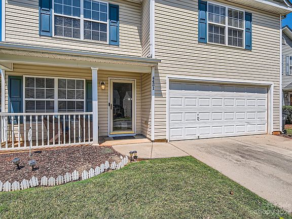 3rd image of 4431 Christenbury Hills Ln